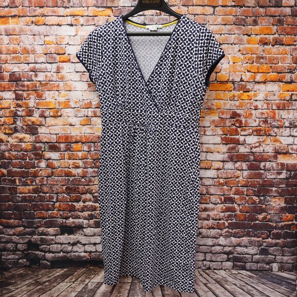 Boden Shift Dress, Sleeveless V Shape Crossover Bodice, Knee length US Sz 6B - Picture 6 of 14